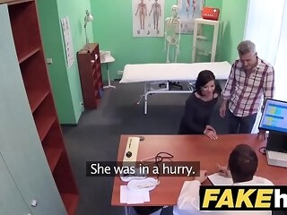 Resolution Hospital Czech doctor cums cede horny cheating wifes tight pussy